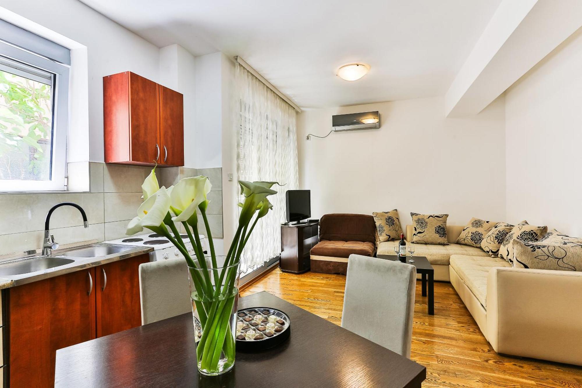 City Montesun Apartments 2 Budva Ngoại thất bức ảnh