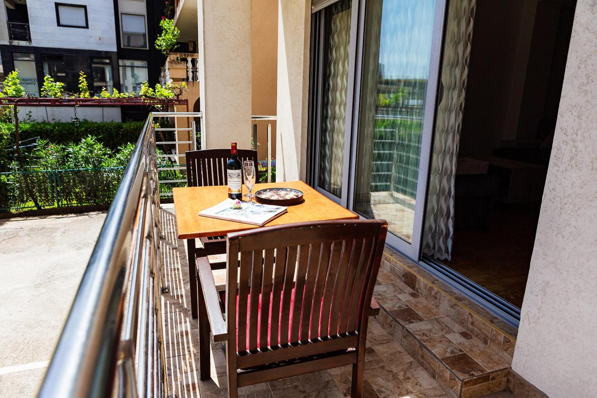 City Montesun Apartments 2 Budva Ngoại thất bức ảnh